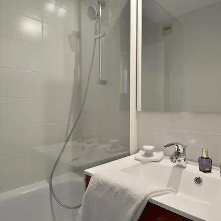 3000 - Pour 4 Personnes 34 Appartement